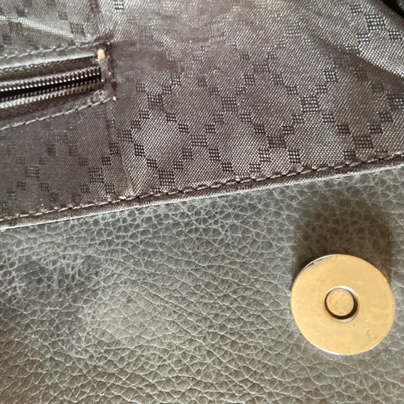 Pleather satchel with nylon lining and baseball top stitching - Picture 4 of 16